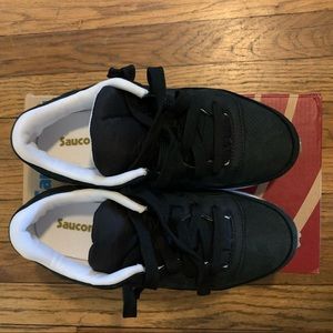 Saucony DXN Trainers